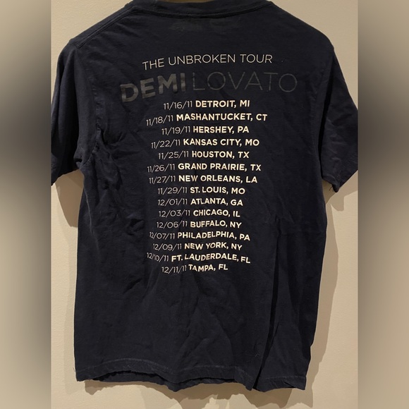 Demi Lovato The Unbroken Tour 2011 Concert Tee - Picture 2 of 2